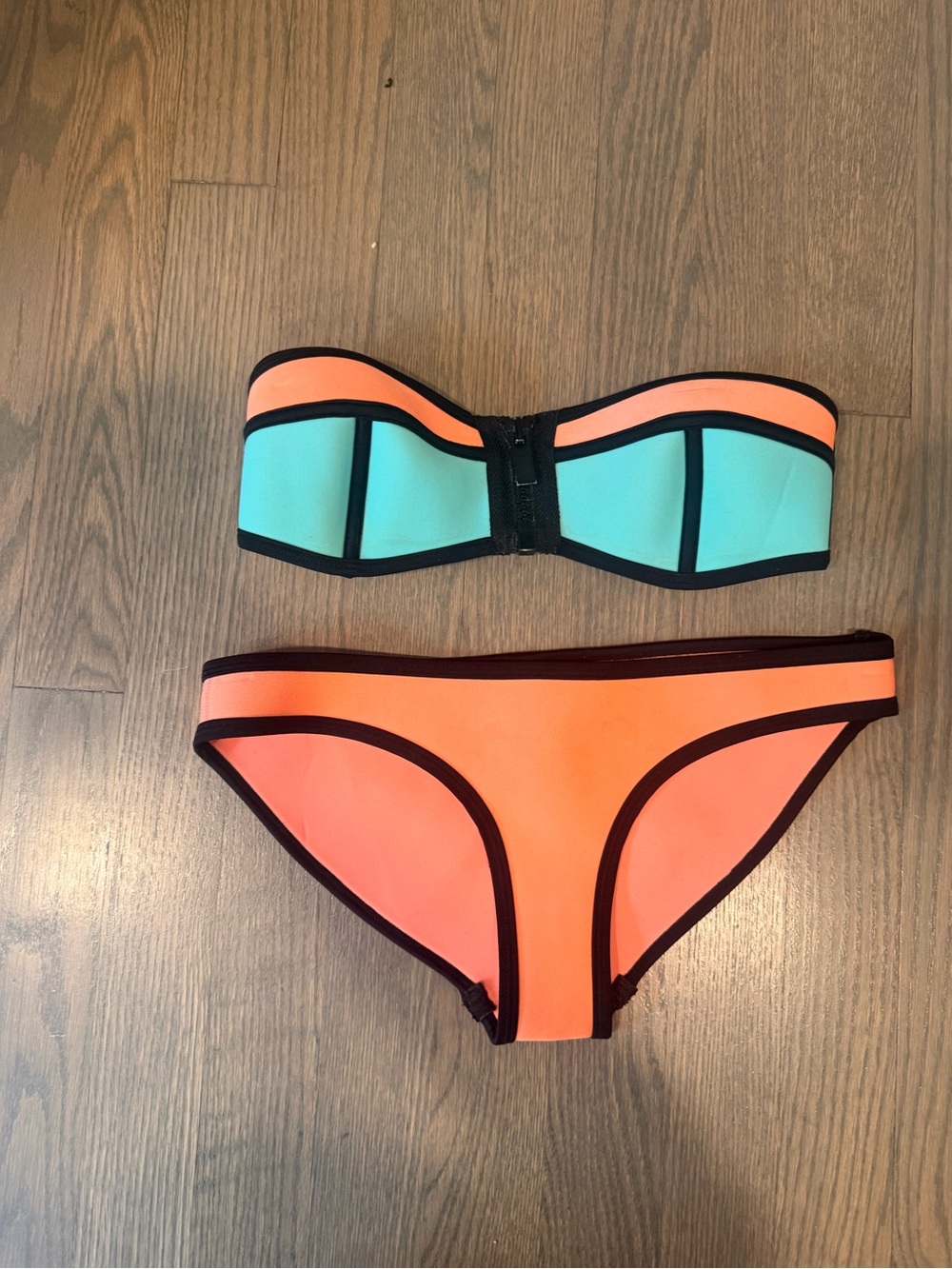 Triangl neoprene bikini